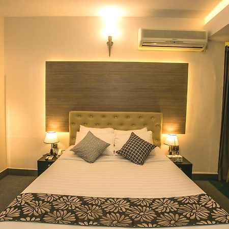 Hotel Tropical Daisy Dhaka Zewnętrze zdjęcie