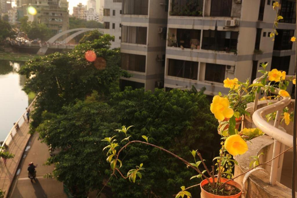 Hotel Tropical Daisy Dhaka Zewnętrze zdjęcie