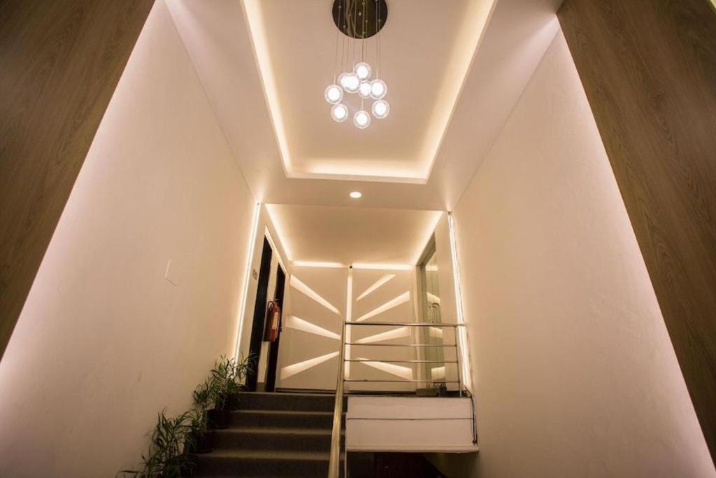 Hotel Tropical Daisy Dhaka Zewnętrze zdjęcie