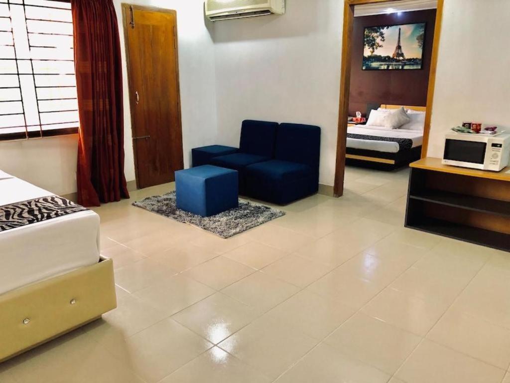 Hotel Tropical Daisy Dhaka Zewnętrze zdjęcie