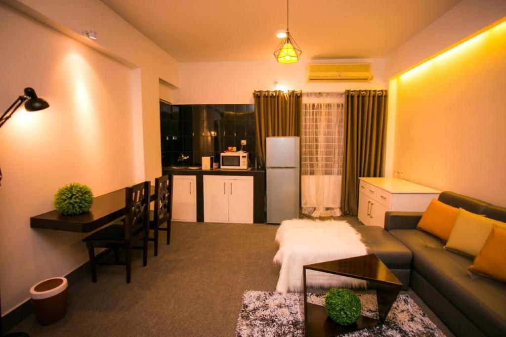 Hotel Tropical Daisy Dhaka Zewnętrze zdjęcie