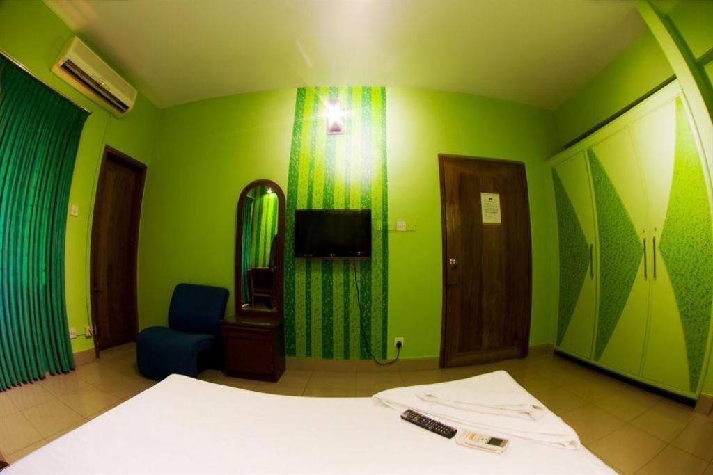 Hotel Tropical Daisy Dhaka Zewnętrze zdjęcie