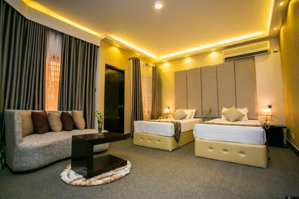 Hotel Tropical Daisy Dhaka Zewnętrze zdjęcie
