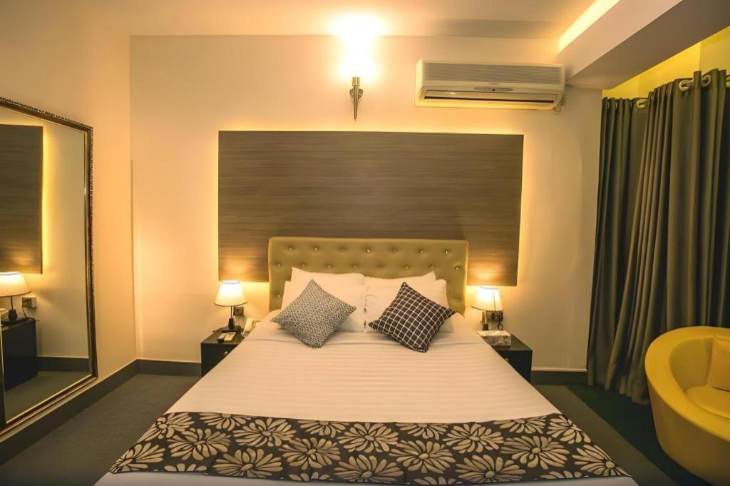 Hotel Tropical Daisy Dhaka Zewnętrze zdjęcie