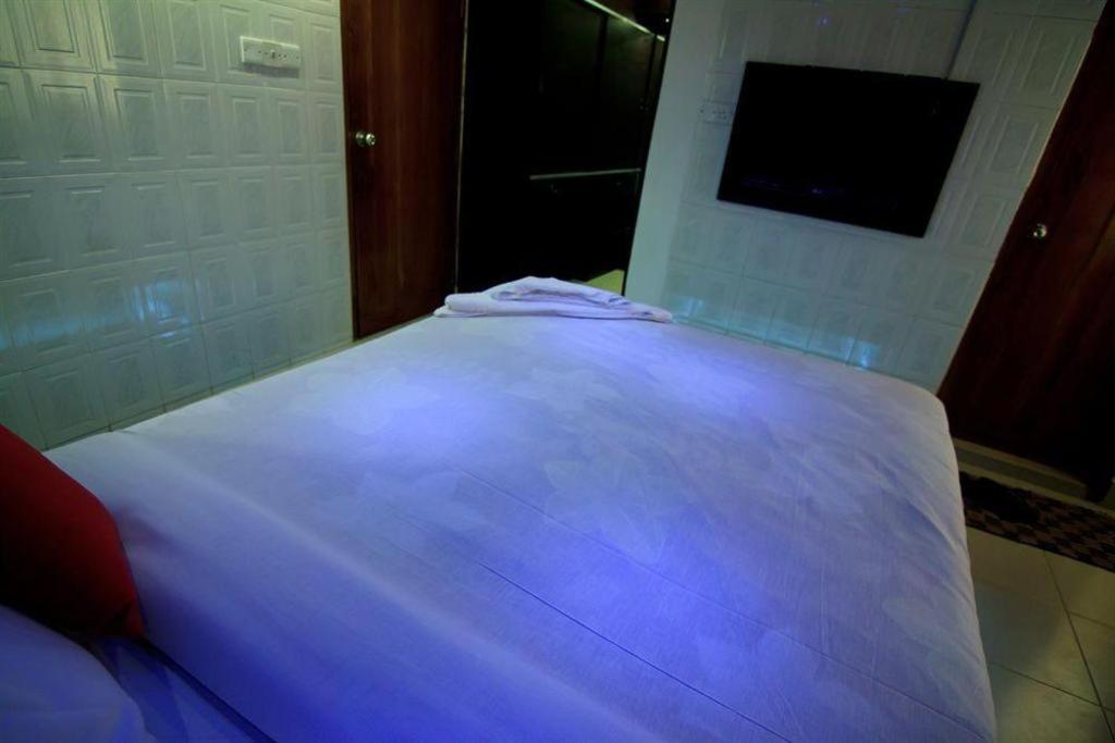 Hotel Tropical Daisy Dhaka Zewnętrze zdjęcie
