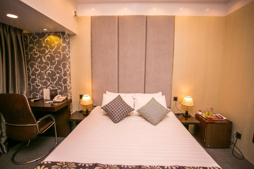 Hotel Tropical Daisy Dhaka Zewnętrze zdjęcie